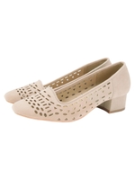 スクエアトゥパンチングパンプス/ベージュ