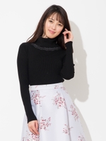 衿スカラップ刺繍タートルニット/ブラック