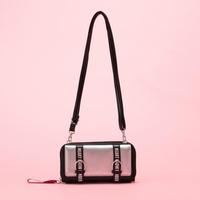 【28%OFF】ショルダーストラップつきロゴベルト財布