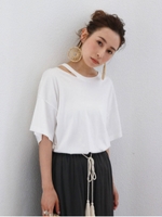 【Ca】ネックスリットTee/O.WHT