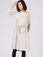 ≪洗濯機で洗える≫ダブルサテン七分袖ワンピース/ベージュ