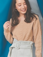 Ｖネックケーブルニット/ベージュ