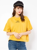 ハイネック刺繍Tシャツ/マスタード