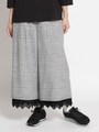 ポリエステルリネン　先染めチェック裾レースワイドパンツ/ブラック