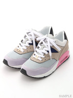 カラフルスニーカー