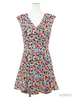 フラワーフレアワンピース