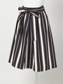ストライプタックフレアスカート