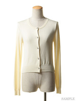 ビジューボタンカーディガン