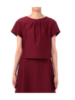 タック使いデザインブラウス