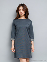 シンプルストレートワンピ