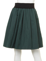 タッタウェストストレッチタックフレアスカート