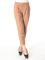 テーパードパンツ