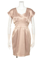 無地サテンタックVワンピース