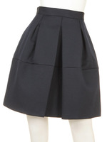ハイフォルムタックスカート