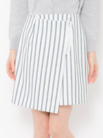 ジップ使いラップスカート