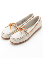 【MINNETONKA】ボートモック/オフホワイト