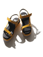 スポーティー細ストラップサンダル/YEL