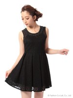 ネックビジューワンピース/オフホワイト