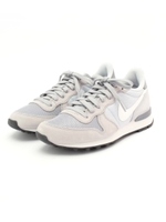 NIKE WMNS INTERNATIONALIST/ライトグレー(011)