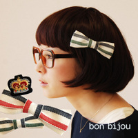 ストライプリボンクリップ＆クラウンブローチセット