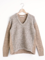 アルパカブークレVネックニット/モカ