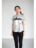 【AZUL by moussy】箔フォト半袖T/T.GRY