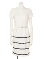 フラワーボーダー刺繍ワンピース/オフホワイト