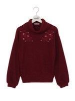 刺繍付きビジューオフタートル/ボルドー