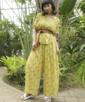 オリエンタルフラワー柄ワイドパンツ