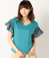 花柄フレアスリーブTシャツ