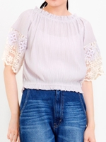 ∞フラワー刺繍プリーツプルオーバー/アイボリー