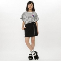 【34%OFF】【ニコラ掲載】Championコラボ袖フリルTシャツ