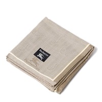 【新品】 薄手 ハンカチ 無地  バーバリーズ 70374 Burberrys カーキ メンズ