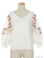 ショルダーカラー刺繍ニット/紺