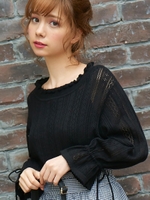 透かし柄フリルニット/ブラック