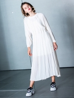 【emmi atelier】ワッシャーロングワンピ/WHT