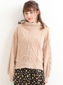 ケーブルモールタートルニット/ベージュ
