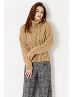 フォルムタートルニットＴＯＰ/BEIGE