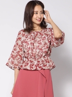 ≪洗濯機で洗える≫3Dオパールフラワープリントギャザー使いブラウス/ピンク