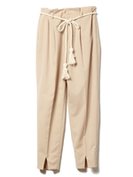 ロープベルト付きテーパードパンツ/ベージュ
