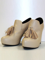 タッセルブーティ