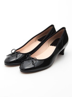 エナメルリボンパンプス