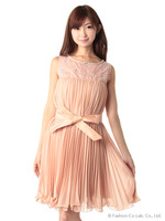 パーティードレス・胸元ビジュープリーツドレス