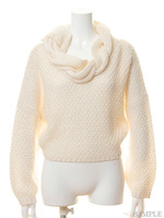 ケーブルニットプルオーバー