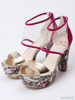 LOVERSコラボサンダル