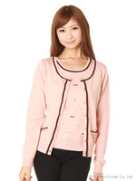 インナー刺繍ニット