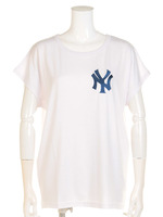 MLBNYBACKPTTシャツ