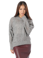 ケーブルニットトップス