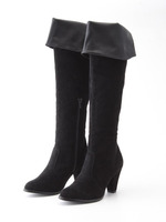 折り返しニーハイブーツ