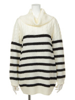 ボーダーオフタートルチュニック